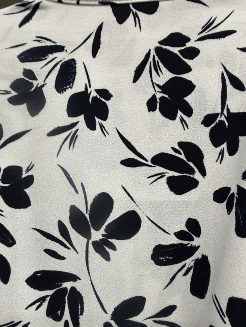 Calvin Klein White Midi Shirt Dress w/DARK NAVY BLUE Floral Print with Pockets - Picture 12 of 16